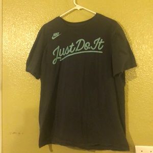 Nike tee